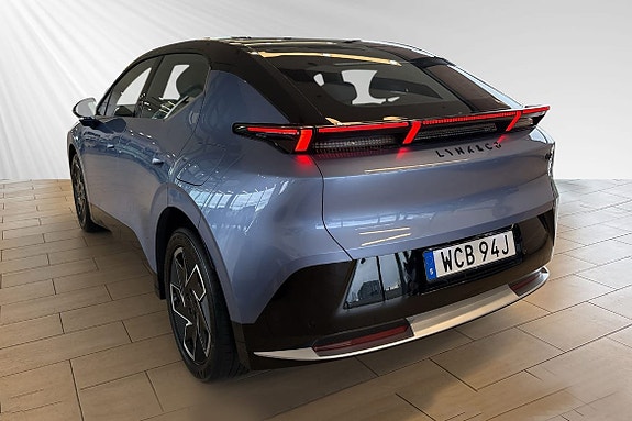 Lynk & Co 02 3 of 26