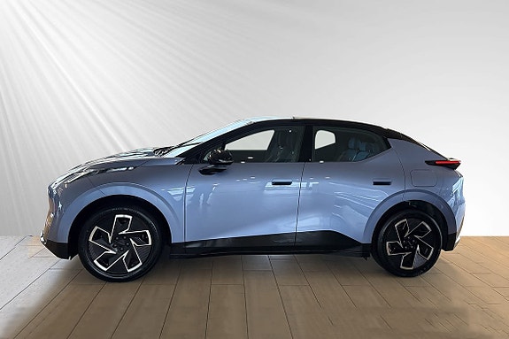 Lynk & Co 02 2 of 26