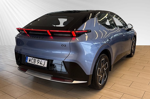 Lynk & Co 02 4 of 26