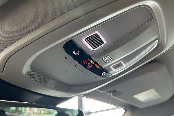 Volvo V60 23 of 27