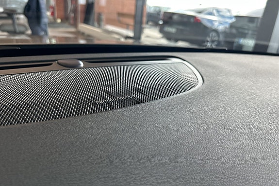 Volvo V60 24 of 27