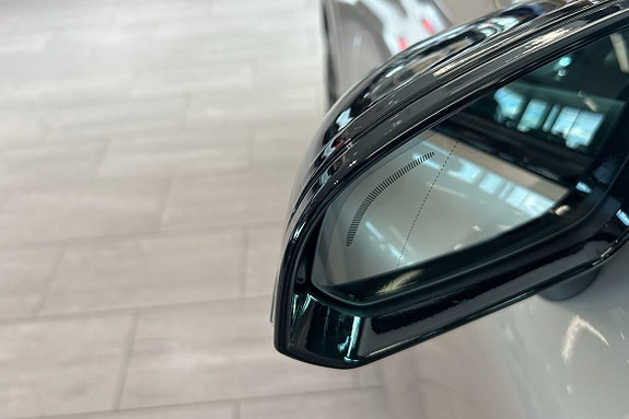 Volvo V60 14 of 27