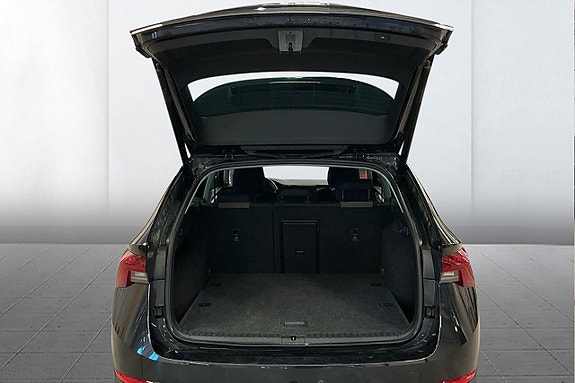 Skoda Octavia Scout 5 of 11