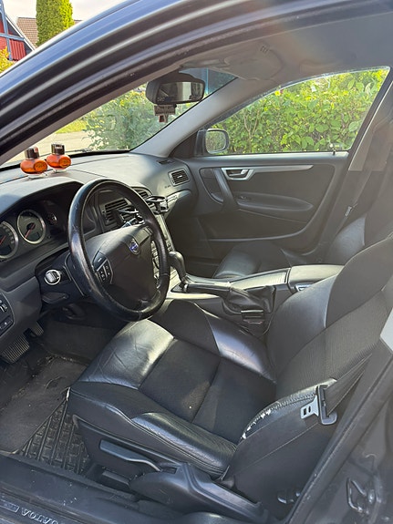 Volvo V70 7 of 7