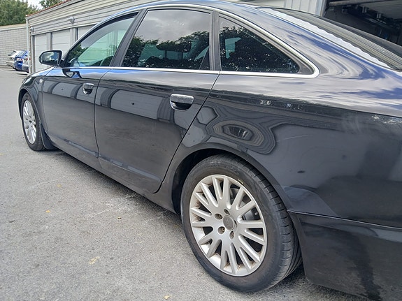 Audi A6 4 of 8