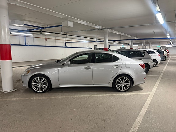 Lexus IS250 8 of 8