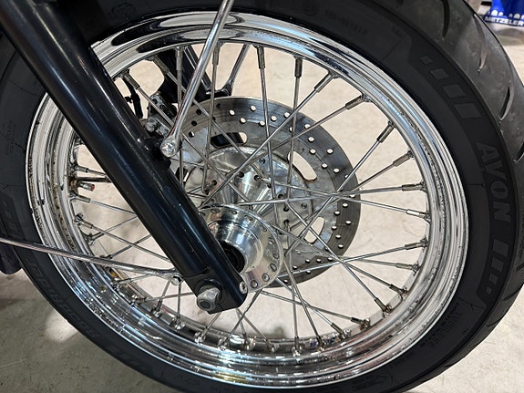 Triumph T100 Bonneville 7 of 12