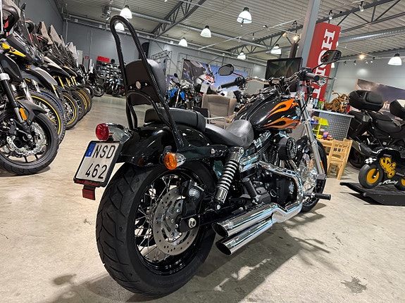 Harley-Davidson Dyna Wide Glide #Endast 440mil# 3 of 15