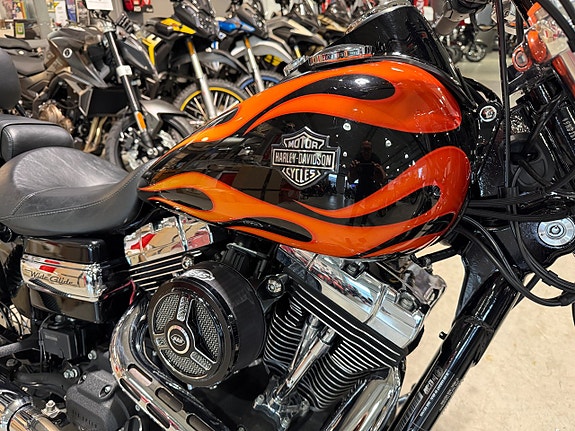 Harley-Davidson Dyna Wide Glide #Endast 440mil# 9 of 15