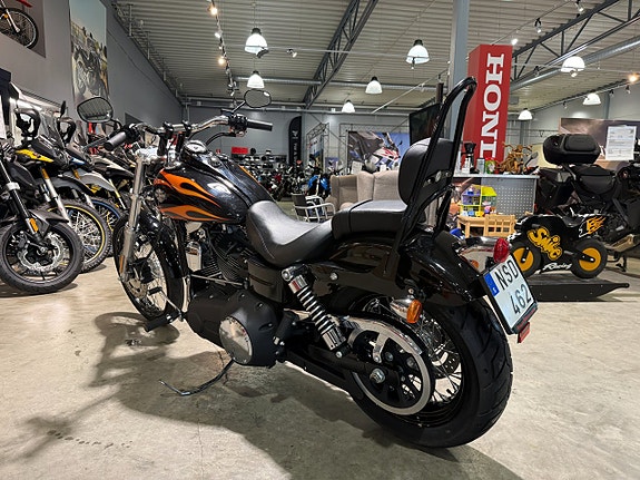 Harley-Davidson Dyna Wide Glide #Endast 440mil# 4 of 15