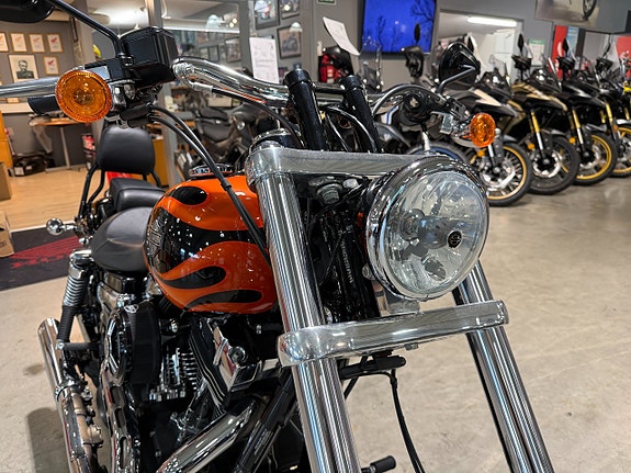 Harley-Davidson Dyna Wide Glide #Endast 440mil# 8 of 15