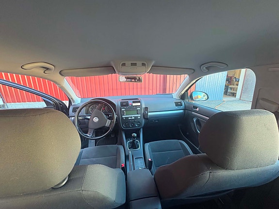 Volkswagen Golf V 6 of 7