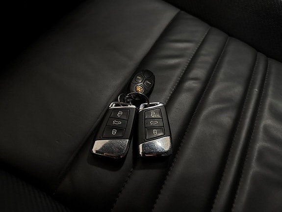 Volkswagen Passat 23 of 26