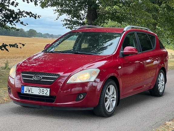 Kia Ceed 2 of 16