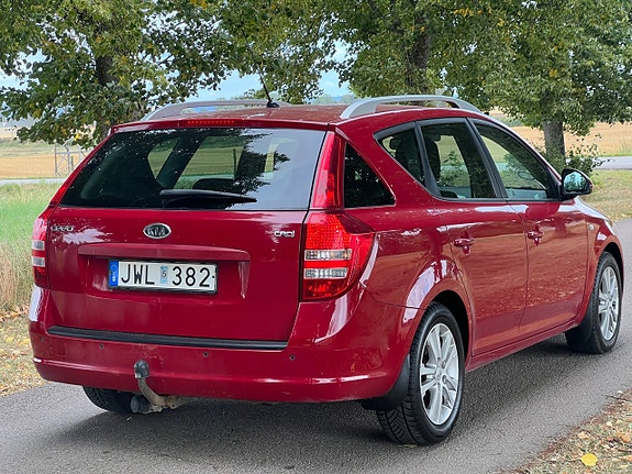 Kia Ceed 4 of 16