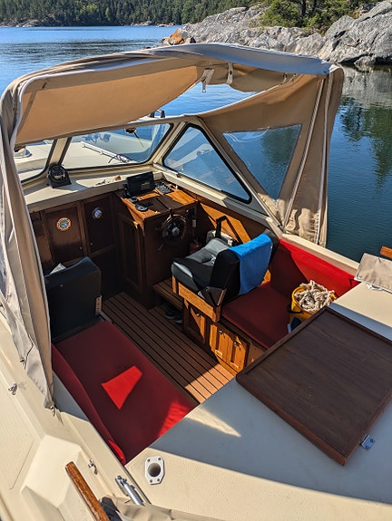 Runnö 22 HT + Evinrude E-tec 115 hk + Trailer 2 of 17