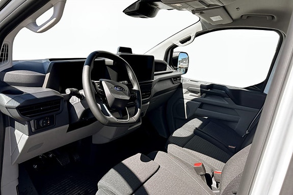 Ford E-Transit 4 of 7
