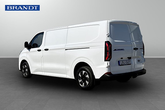 Ford E-Transit 2 of 7