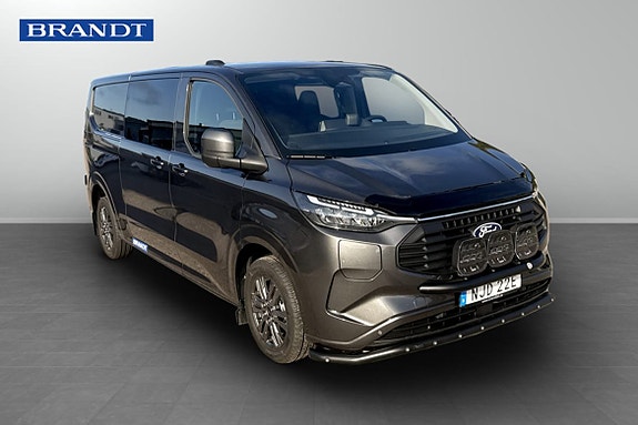 Ford Transit Custom 7 of 11