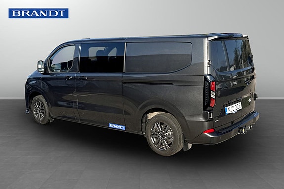 Ford Transit Custom 2 of 11