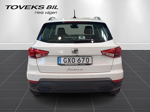 Seat Arona 5 of 11