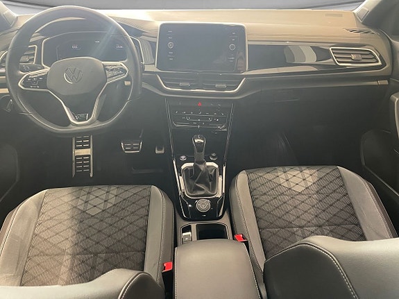 Volkswagen T-Roc 10 of 20