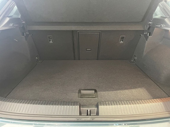 Volkswagen T-Roc 16 of 20