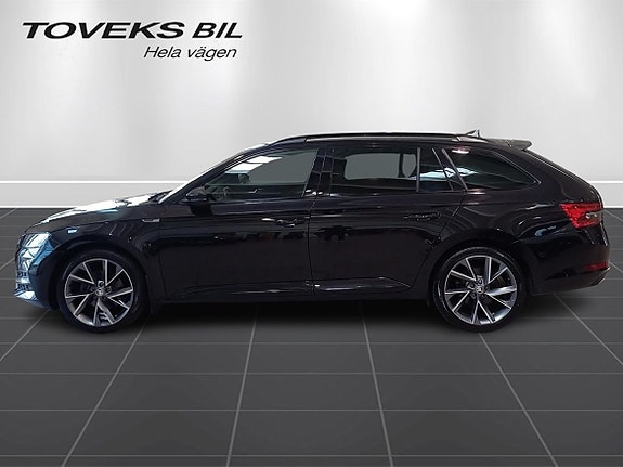 Skoda Superb 8 of 12