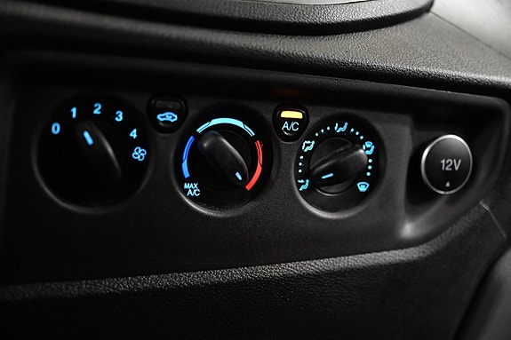 Ford Transit 25 of 30