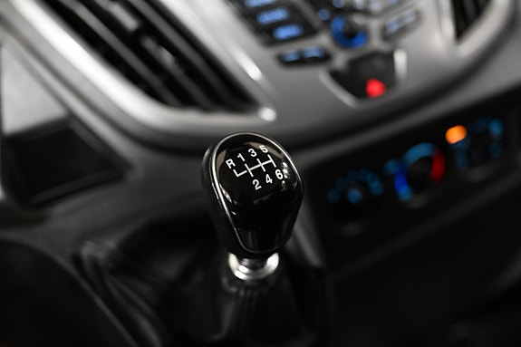 Ford Transit 24 of 30