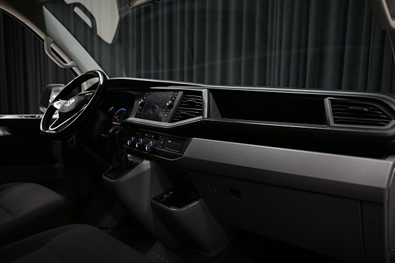 Volkswagen Transporter 28 of 30