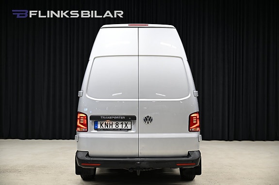 Volkswagen Transporter 11 of 30