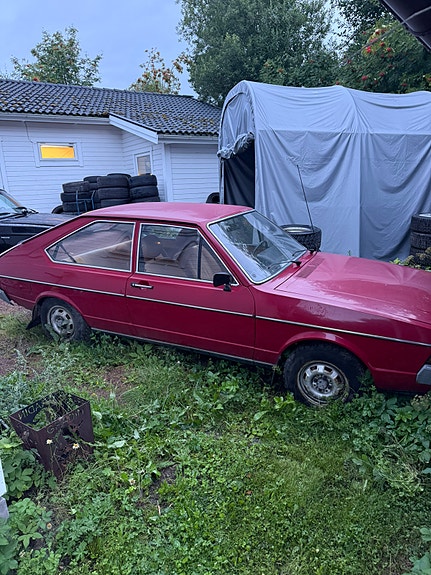 Volkswagen Passat 2 of 8