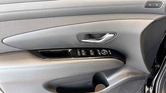 Hyundai Tucson 11 of 12