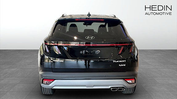 Hyundai Tucson 7 of 12