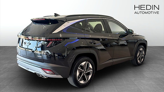 Hyundai Tucson 2 of 12