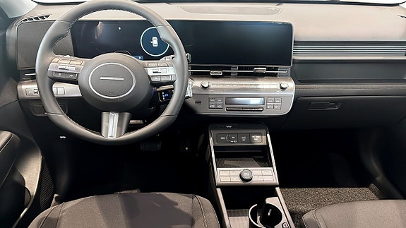 Hyundai Kona 4 of 12