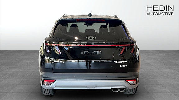 Hyundai Tucson 7 of 12