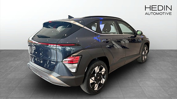 Hyundai Kona 2 of 12