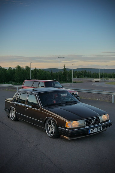 Volvo 760 4 of 6