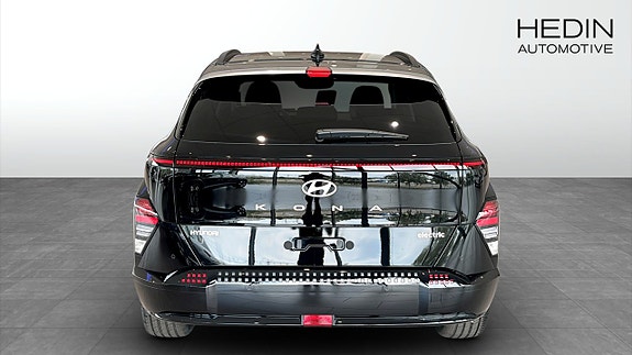 Hyundai Kona 7 of 12