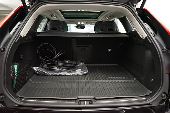 Volvo XC60 8 of 21