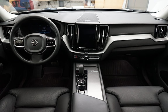 Volvo XC60 6 of 21