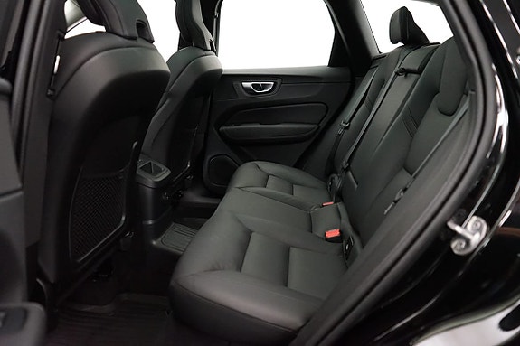 Volvo XC60 7 of 21