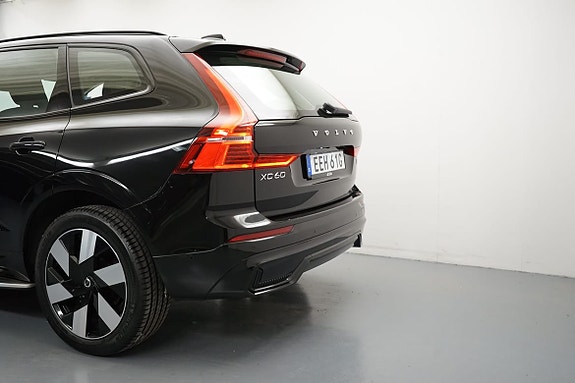 Volvo XC60 3 of 21