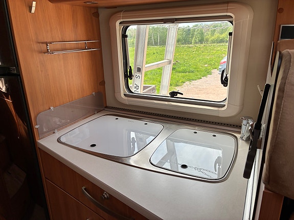 Hymer Exsis-i 688 6 of 23