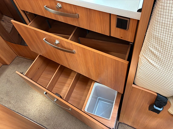 Hymer Exsis-i 688 8 of 23