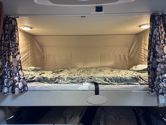 Hymer Exsis-i 688 5 of 23