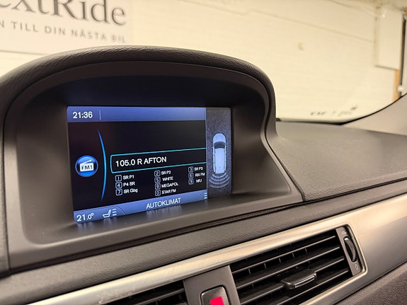 Volvo V70 15 of 16