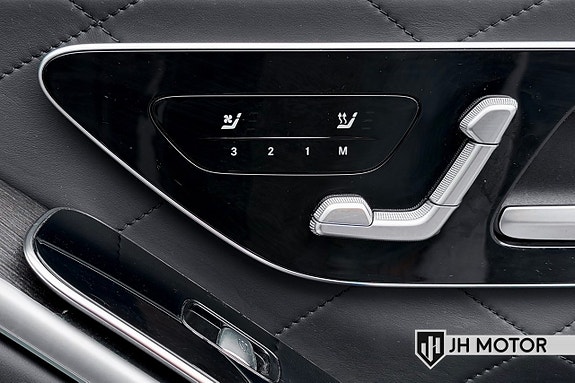 Mercedes-Benz S400 22 of 28